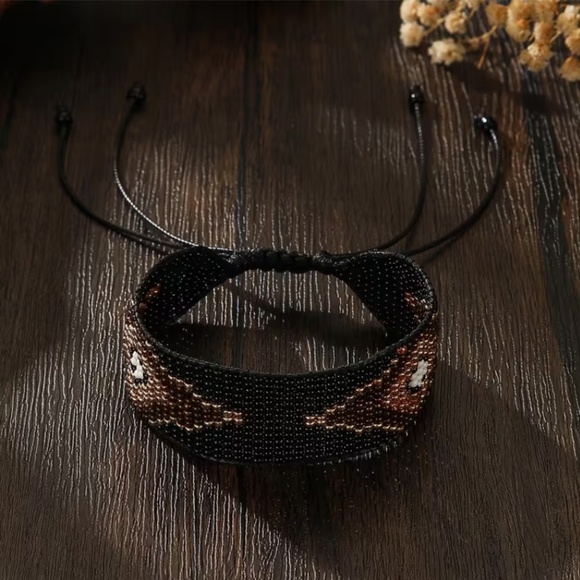 Vintage Southwestern Style Seed Bead Woven Geometric Adjustable Cord Bracelet - Picture 4 of 5